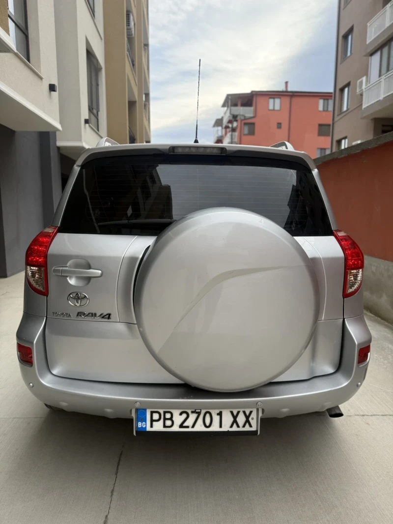 Toyota Rav4 Facelift 4X4, снимка 6 - Автомобили и джипове - 53035991