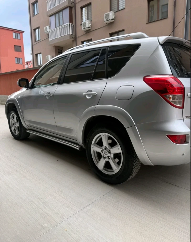 Toyota Rav4 Facelift 4X4, снимка 5 - Автомобили и джипове - 53035991