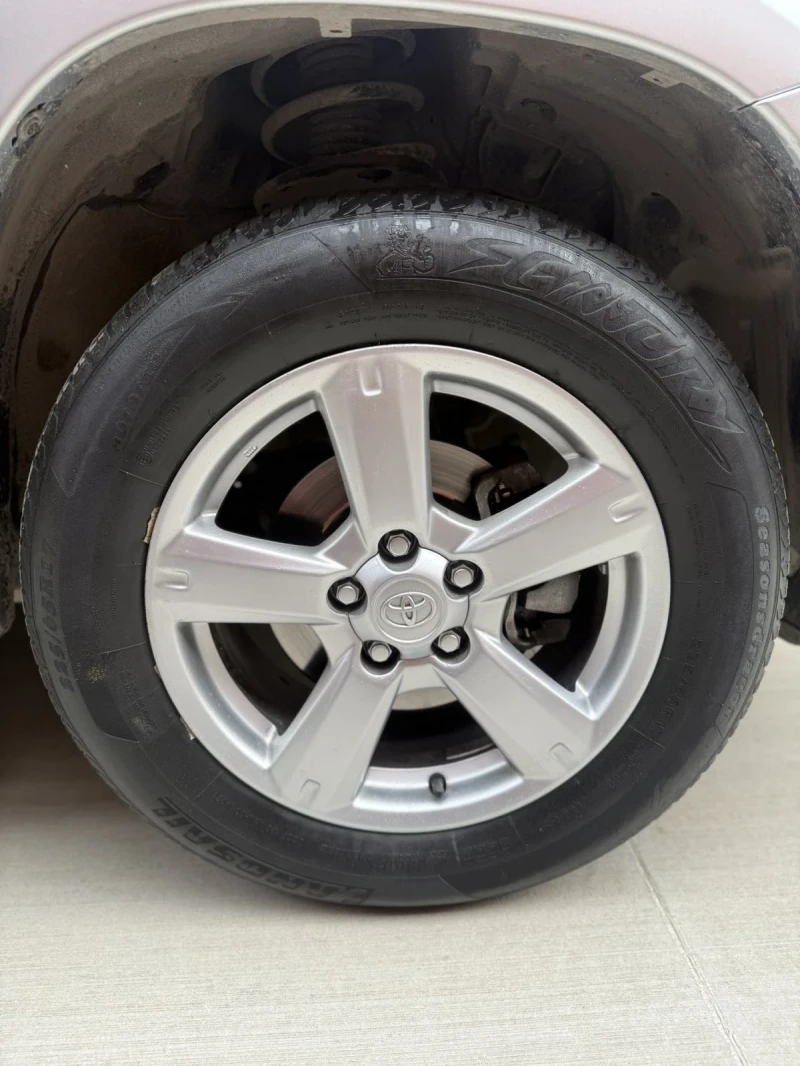 Toyota Rav4 Facelift 4X4, снимка 9 - Автомобили и джипове - 53035991