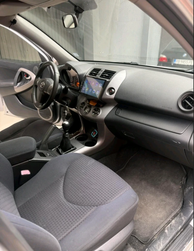 Toyota Rav4 Facelift 4X4, снимка 12 - Автомобили и джипове - 53035991