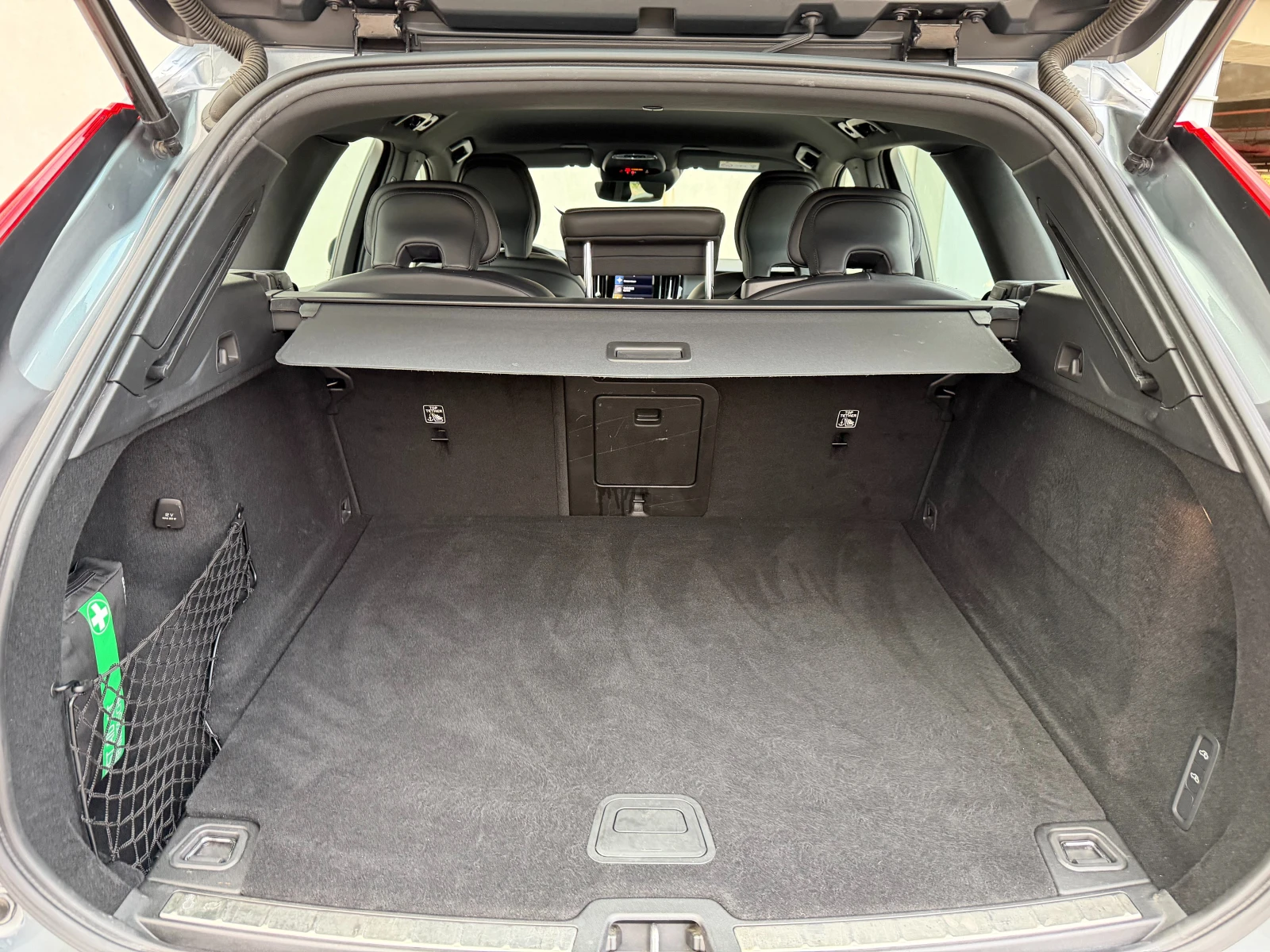 Volvo XC60 AirMatic B4 R-Design AWD | Mobile.bg   14