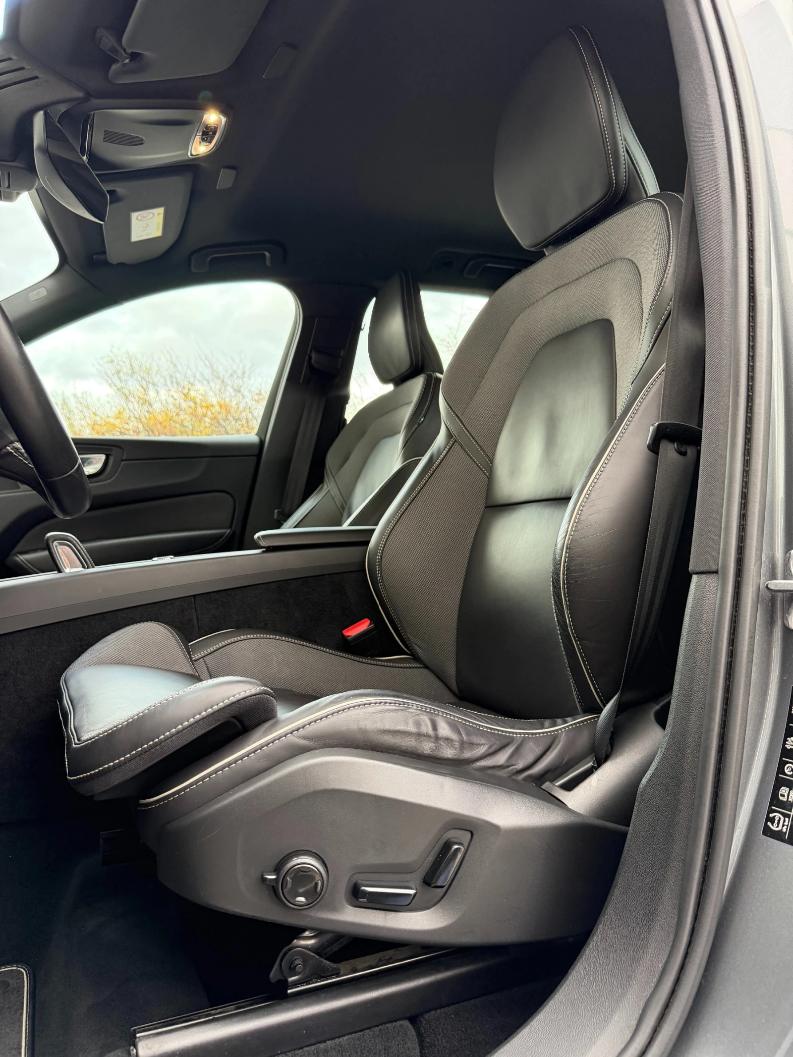 Volvo XC60 AirMatic B4 R-Design AWD | Mobile.bg   7