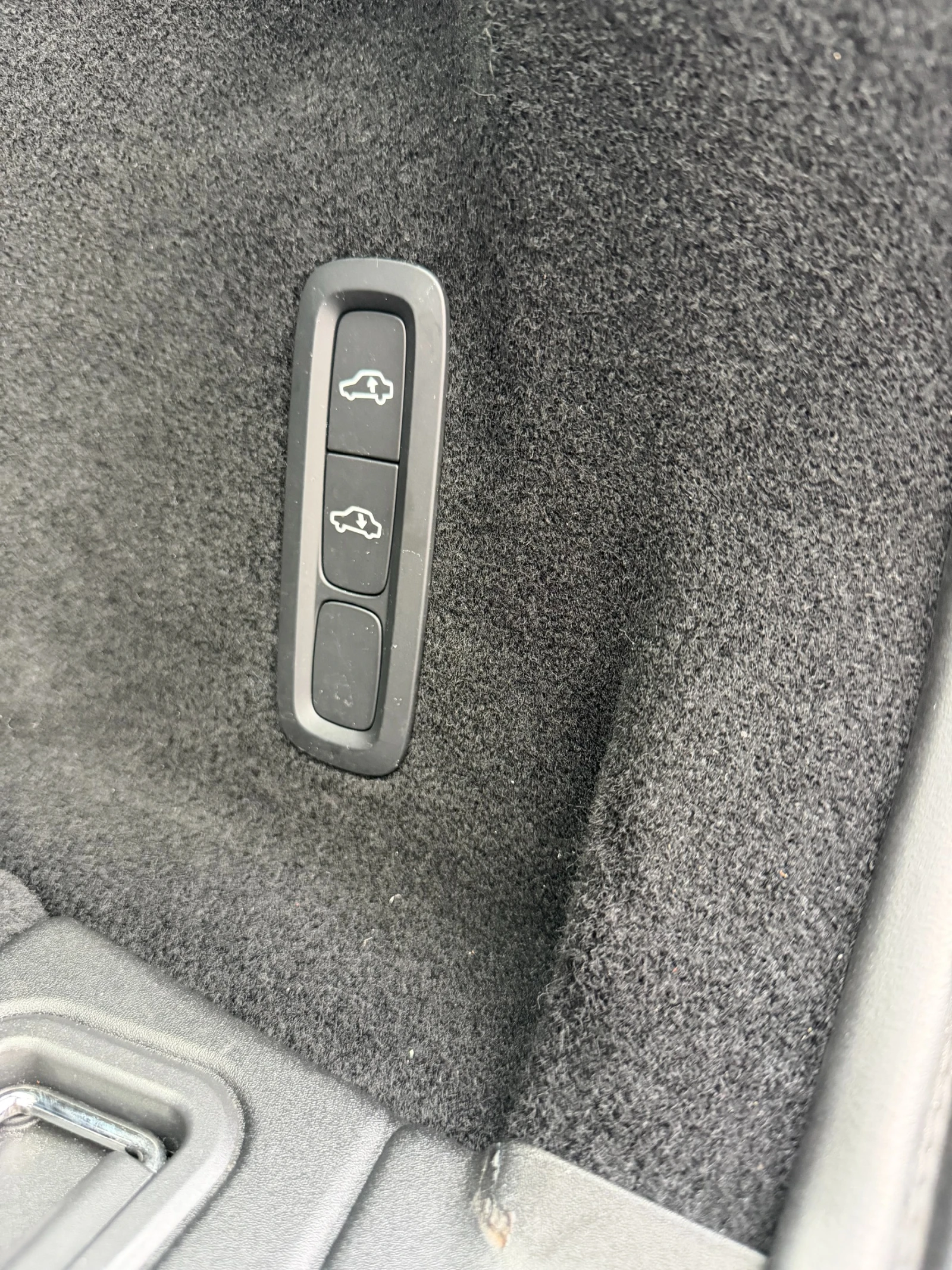 Volvo XC60 AirMatic B4 R-Design AWD | Mobile.bg   15