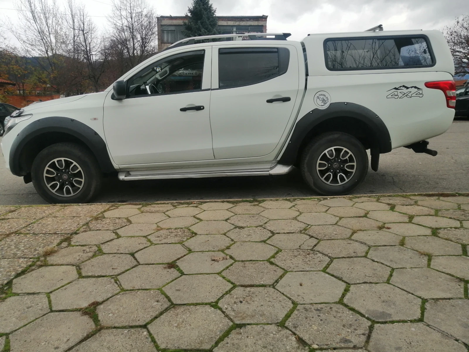 Mitsubishi L200  - изображение 4