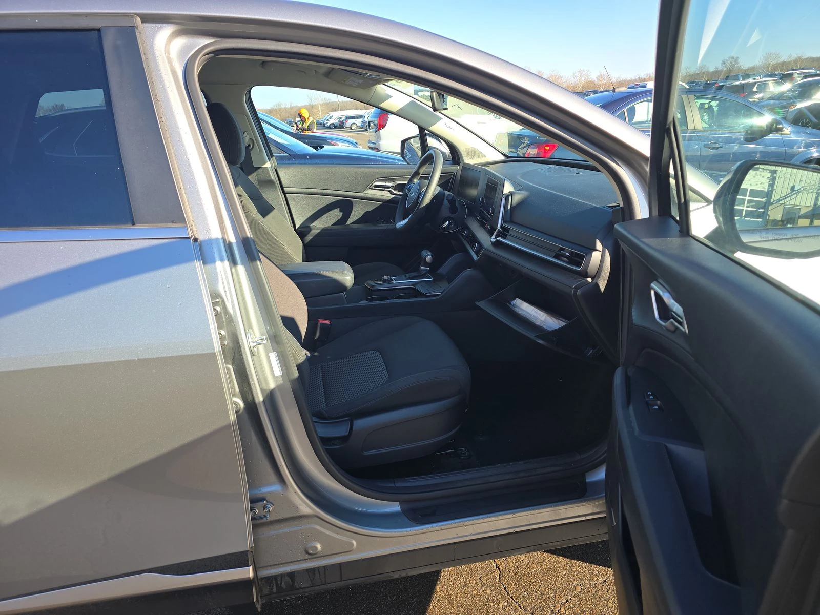 Kia Sportage LX / КАТО НОВА - изображение 10