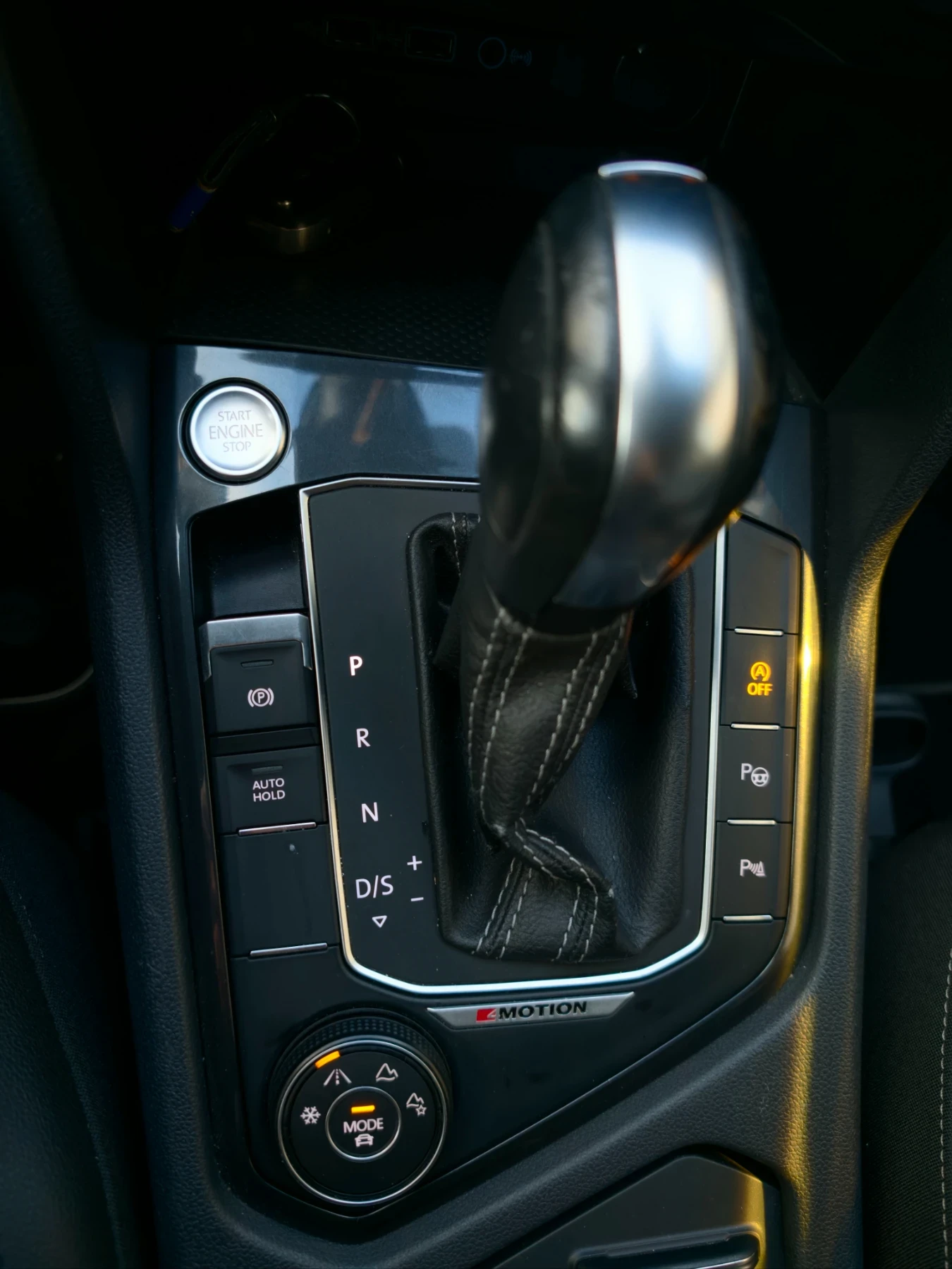 VW Tiguan Allspace R-line 4Motion 2.0 TDI 190hp, снимка 12 - Автомобили и джипове - 54126899