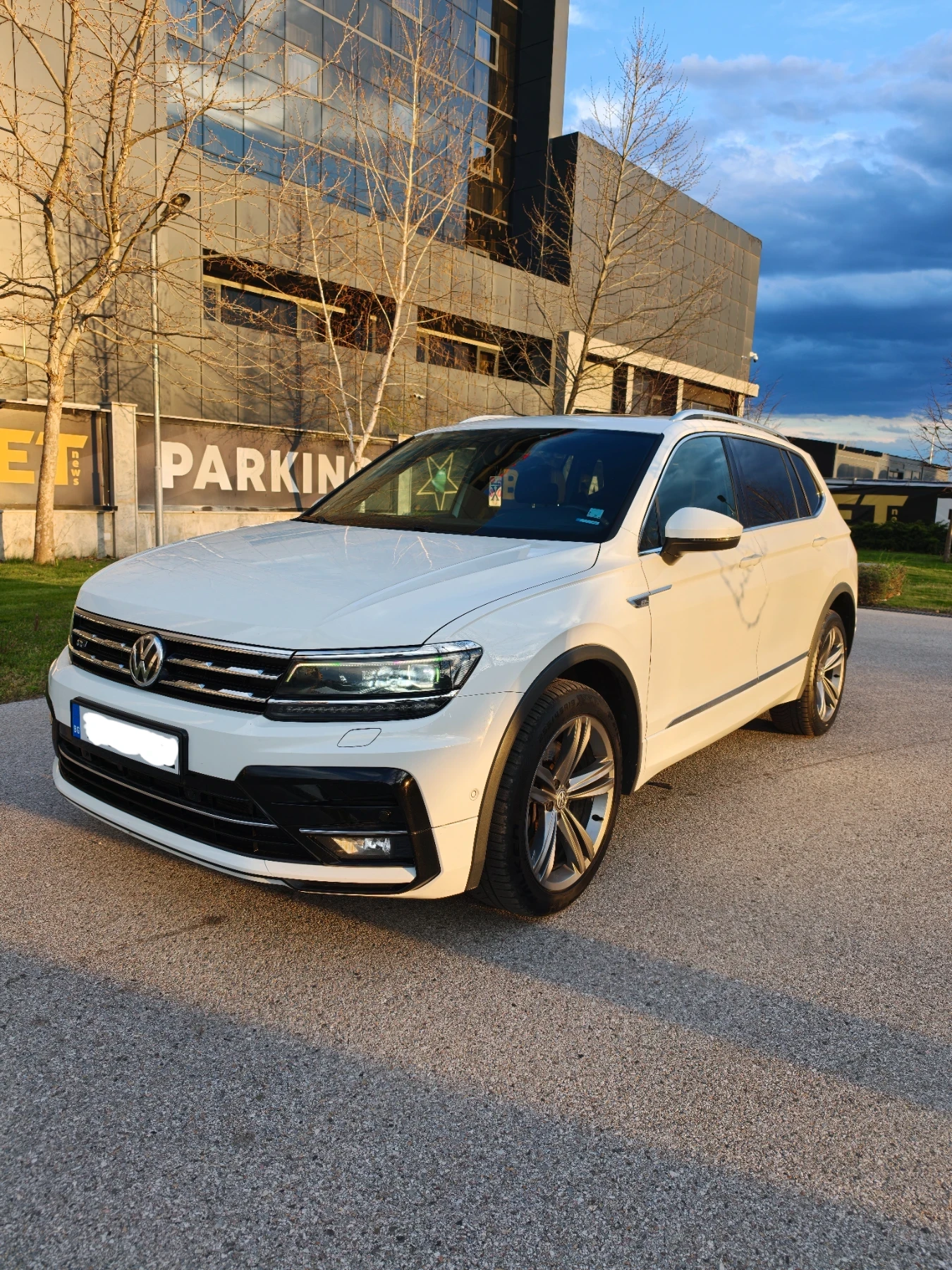 VW Tiguan R-line 4Motion 2.0 TDI 190hp Allspace