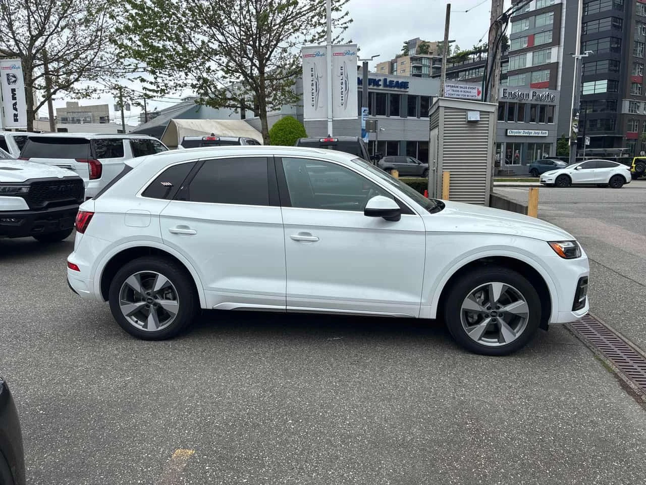 Audi Q5 KOMFORT /CAMERA/ПОДГРЕВИ/DISTRONIC, снимка 17 - Автомобили и джипове - 54540494