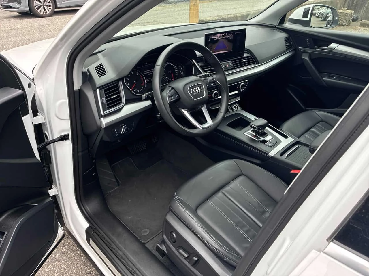 Audi Q5 KOMFORT /CAMERA/ПОДГРЕВИ/DISTRONIC, снимка 3 - Автомобили и джипове - 54540494
