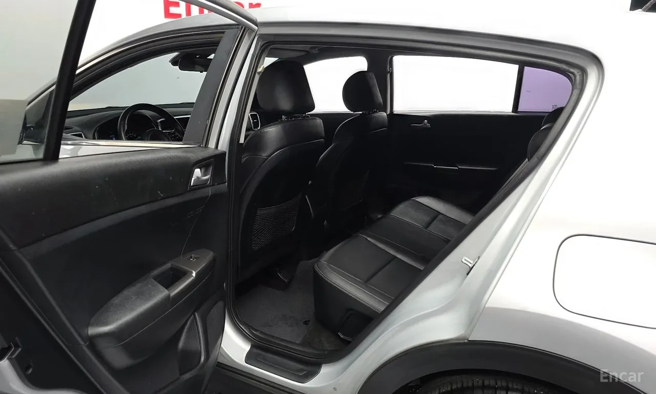 Kia Sportage Luxury Line, снимка 15 - Автомобили и джипове - 54710878