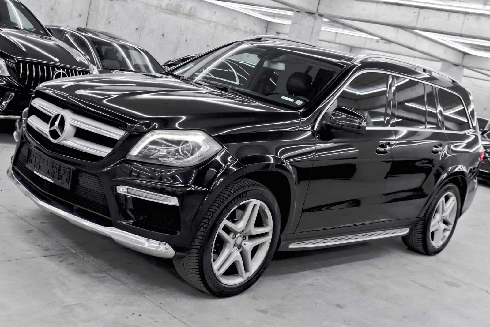 Mercedes-Benz GL 500 V8 AMG, снимка 3 - Автомобили и джипове - 54886484