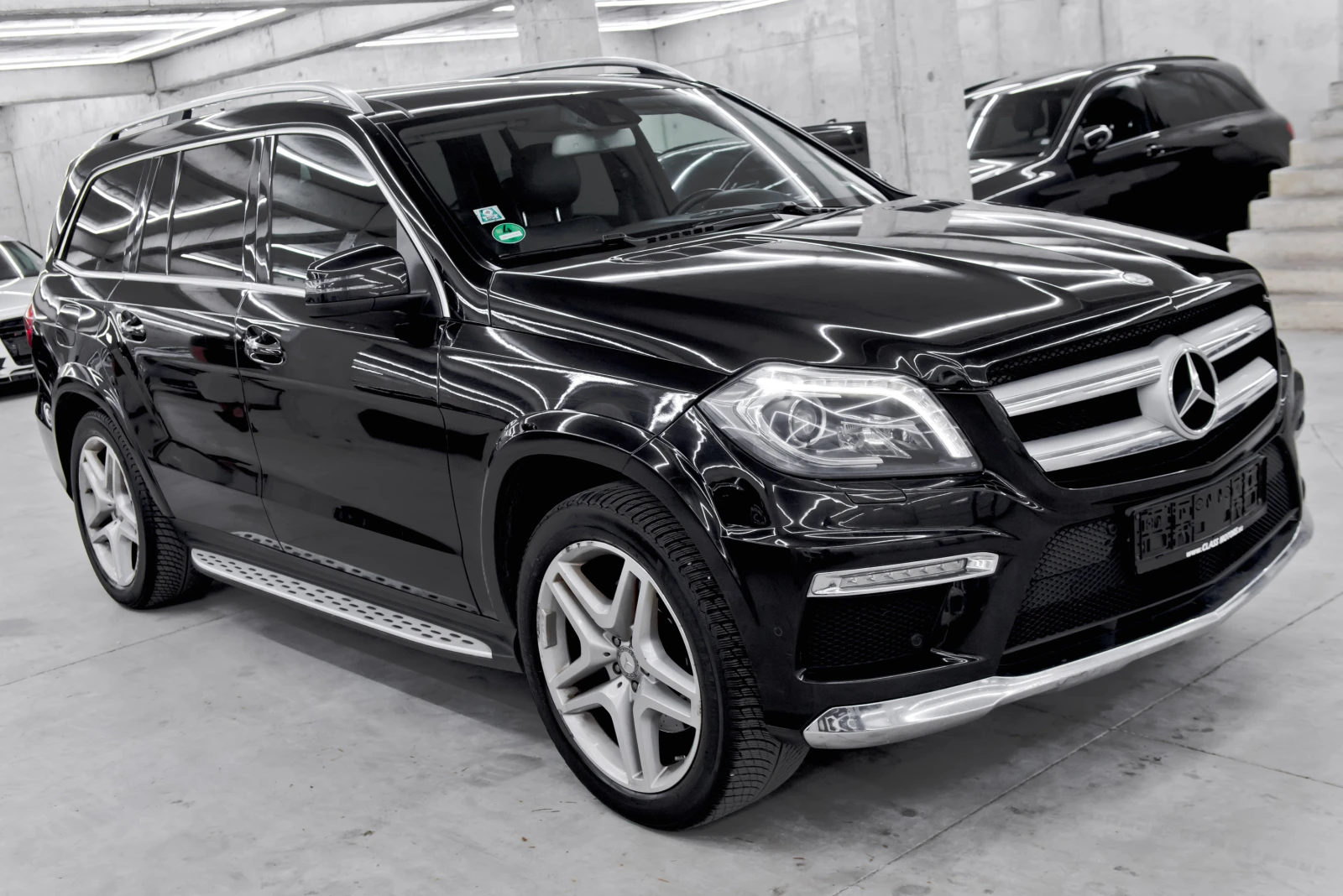 Mercedes-Benz GL 500 V8 AMG, снимка 2 - Автомобили и джипове - 54886484