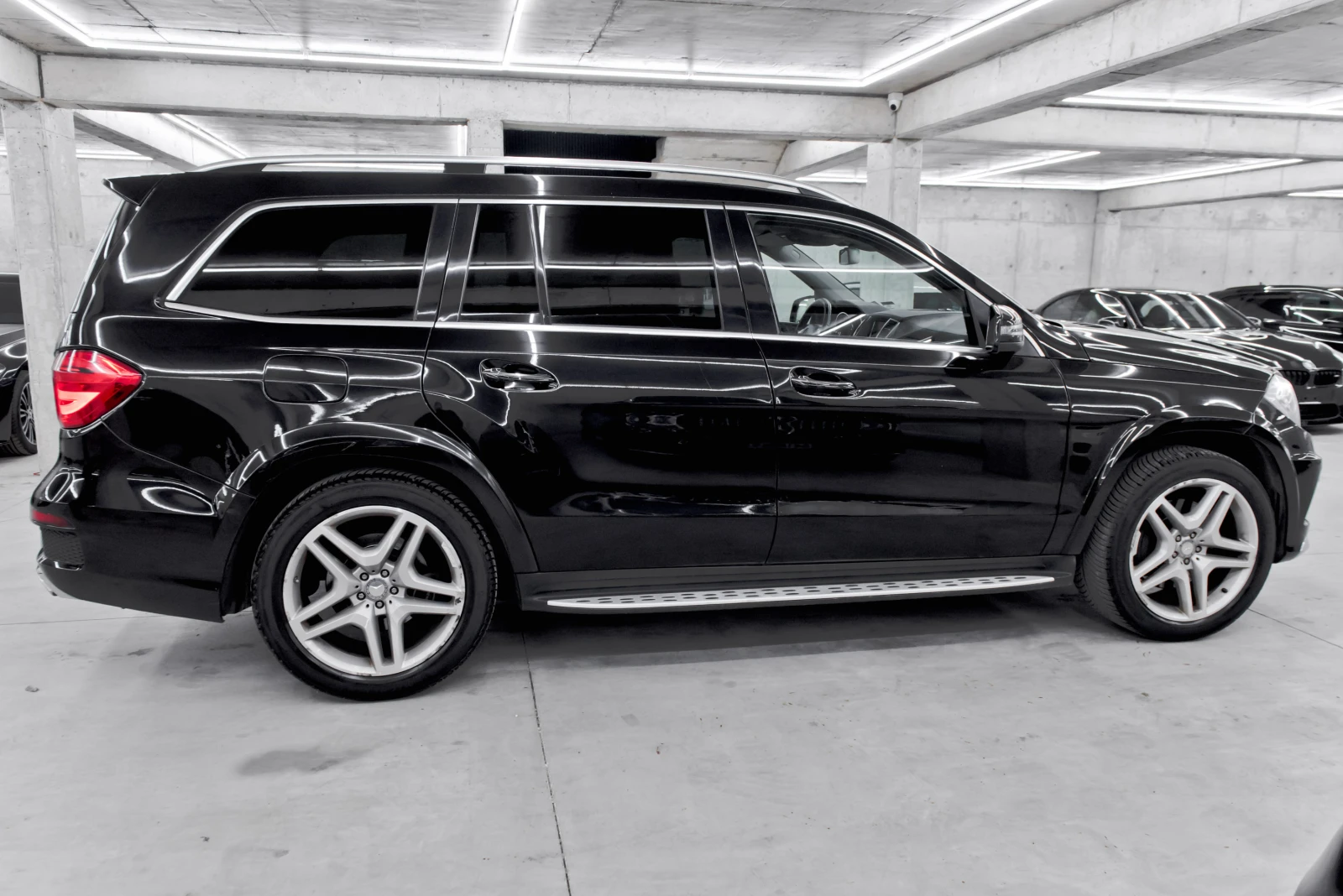 Mercedes-Benz GL 500 V8 AMG, снимка 8 - Автомобили и джипове - 54886484