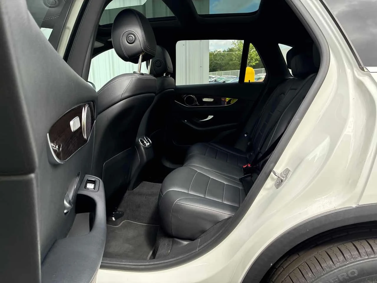 Mercedes-Benz GLC 300 ПОДГРЕВИ * ПАНО * KEYLESS, снимка 10 - Автомобили и джипове - 55045249