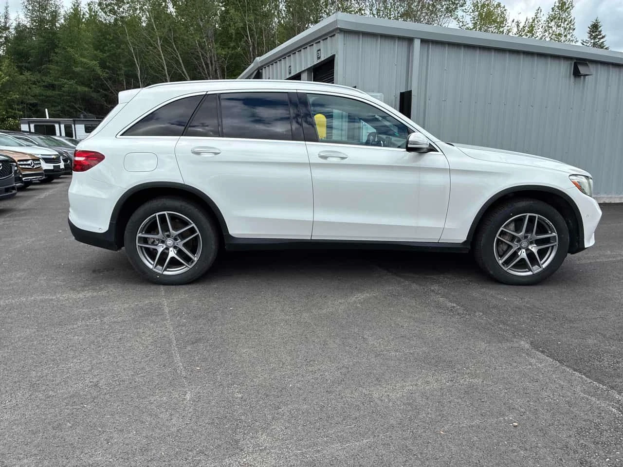 Mercedes-Benz GLC 300 ПОДГРЕВИ * ПАНО * KEYLESS, снимка 3 - Автомобили и джипове - 55045249