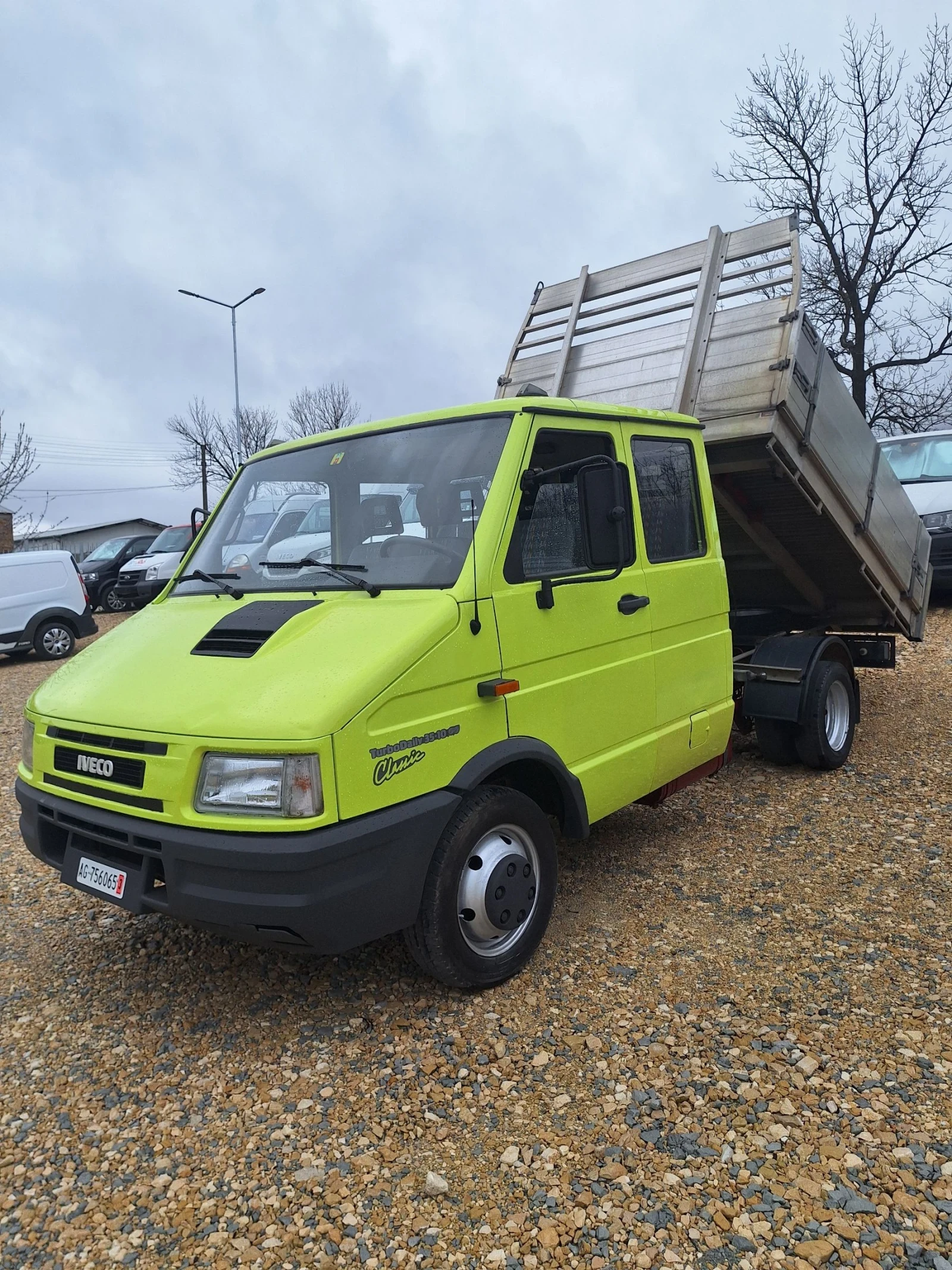 Iveco Daily 2.8 Турбо ДИЗЕЛ 100конски сили.На ход от Швейцария, снимка 3 - Бусове и автобуси - 54026993