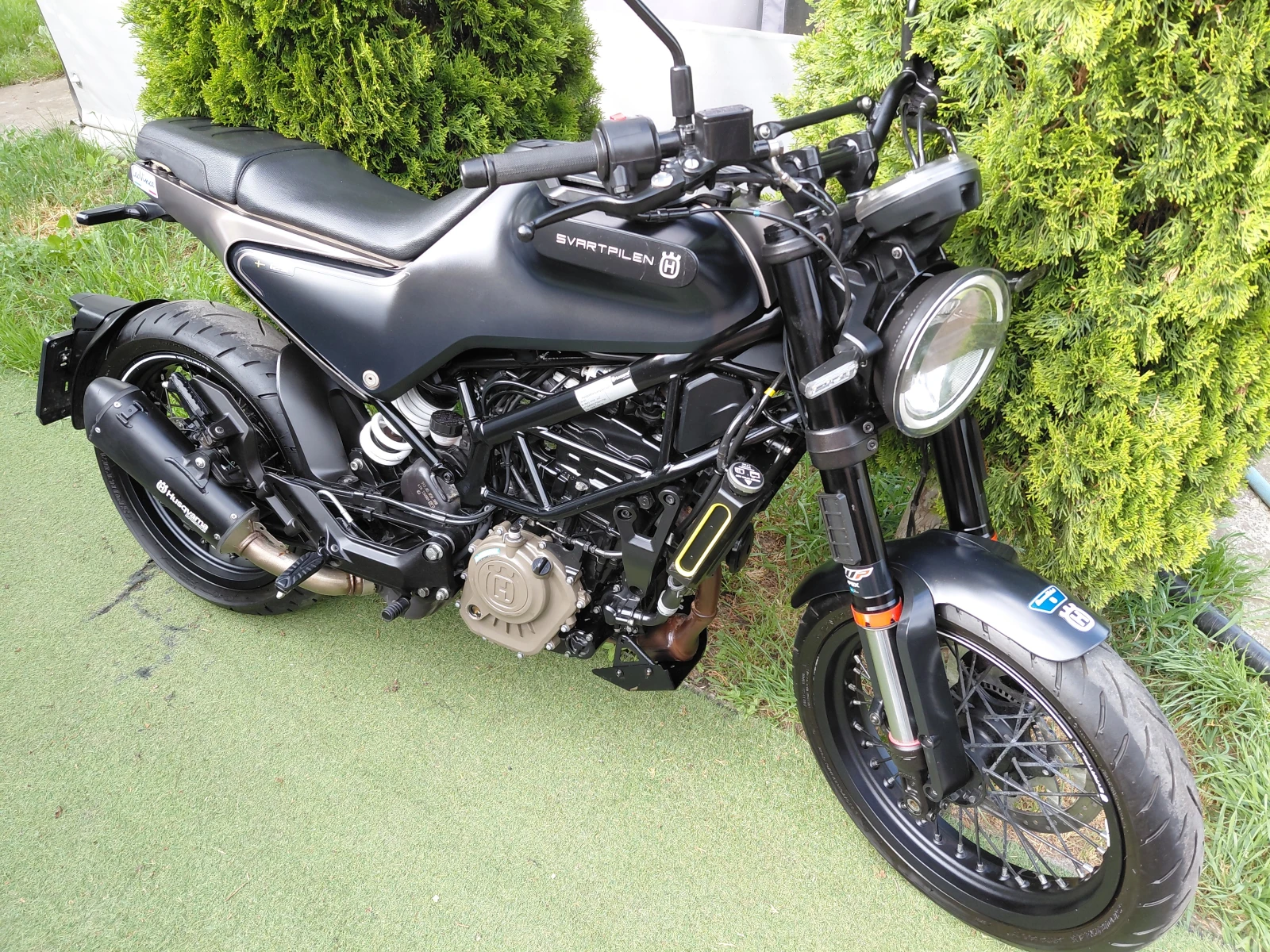 Husqvarna Svartpilen 200 125i, снимка 4 - Мотоциклети и мототехника - 54556206