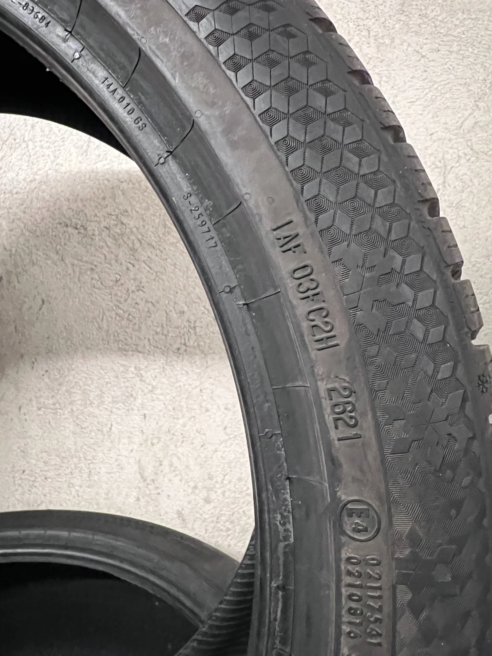  255/40R21 | Mobile.bg   5