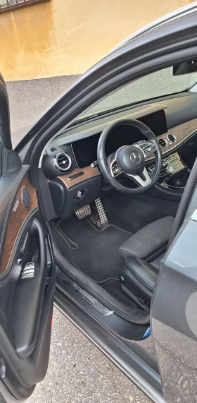 Mercedes-Benz E 220 All terrain панорама , снимка 6