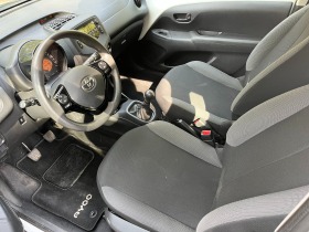 Toyota Aygo 1.0 VVT-i, снимка 8 - Автомобили и джипове - 41947130