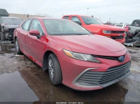 ������ Toyota Camry