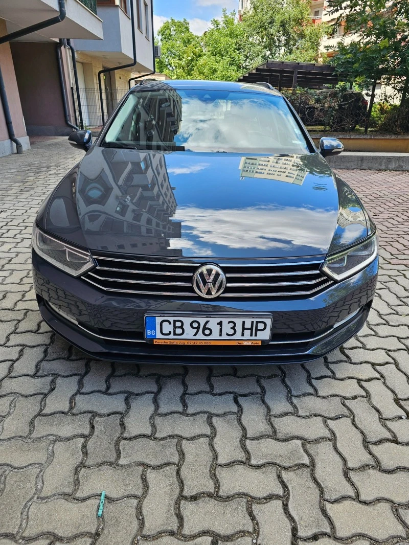 VW Passat, снимка 1 - Автомобили и джипове - 47405411