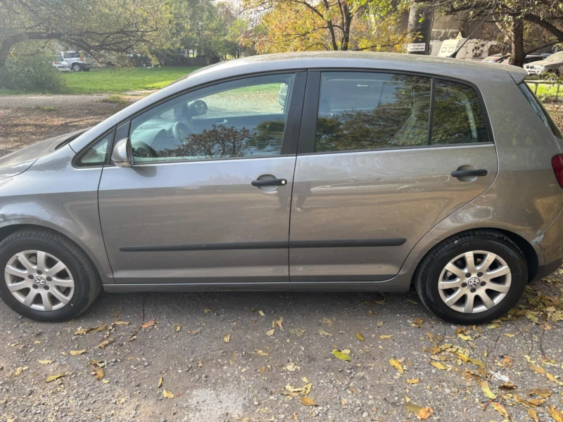 VW Golf Plus, снимка 4 - Автомобили и джипове - 47766907