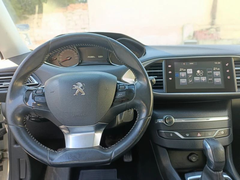 Peugeot 308, снимка 5 - Автомобили и джипове - 48403660