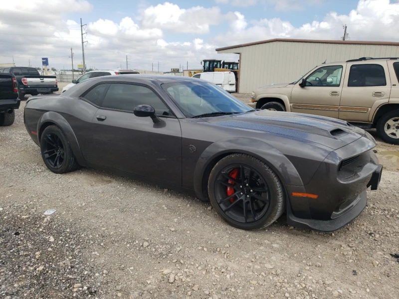 Dodge Challenger 6.2L 8 Rear-wheel drive, снимка 4 - Автомобили и джипове - 48413806