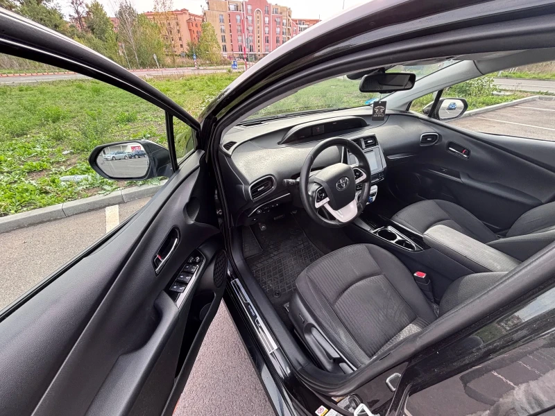 Toyota Prius 1.8, снимка 2 - Автомобили и джипове - 51794773