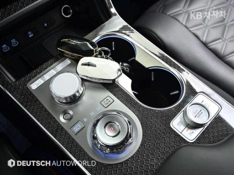 Genesis GV80 COUPE 3.5 Т 2024 AWD ЛИЗИНГ БЕЗ ПЪРВОНАЧАЛНА ВН., снимка 7 - Автомобили и джипове - 52650470