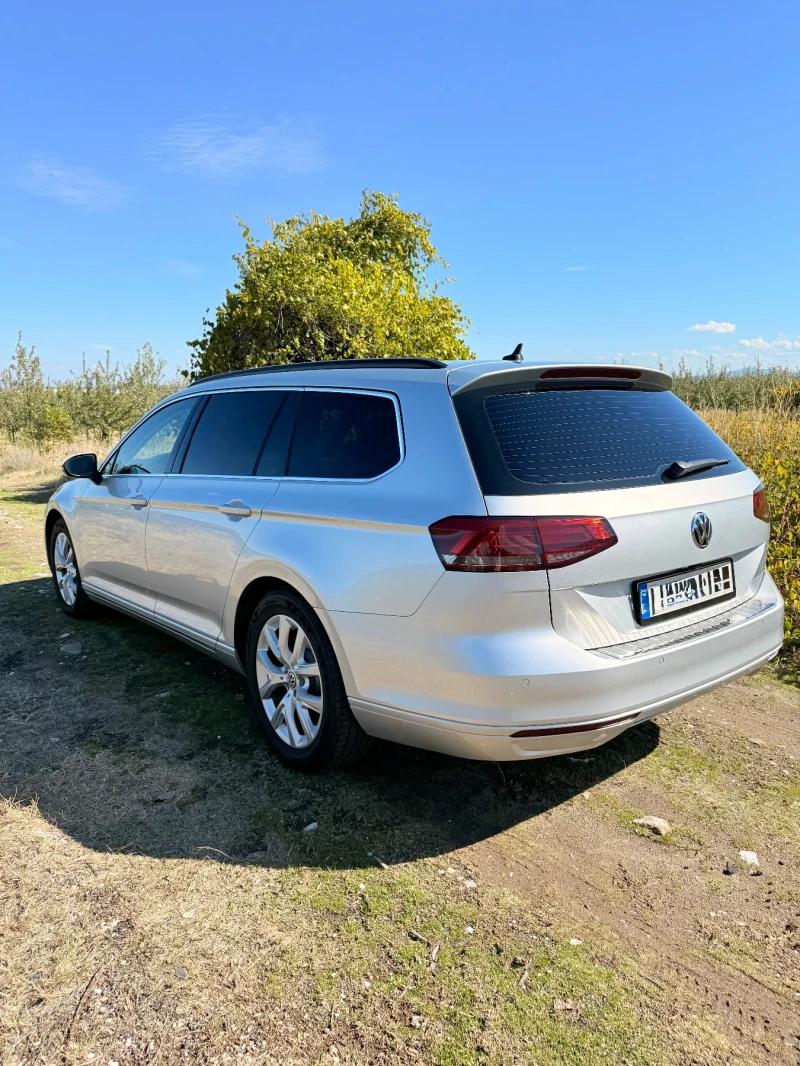 VW Passat B8 1.6TDi Distronic, снимка 3 - Автомобили и джипове - 52498414