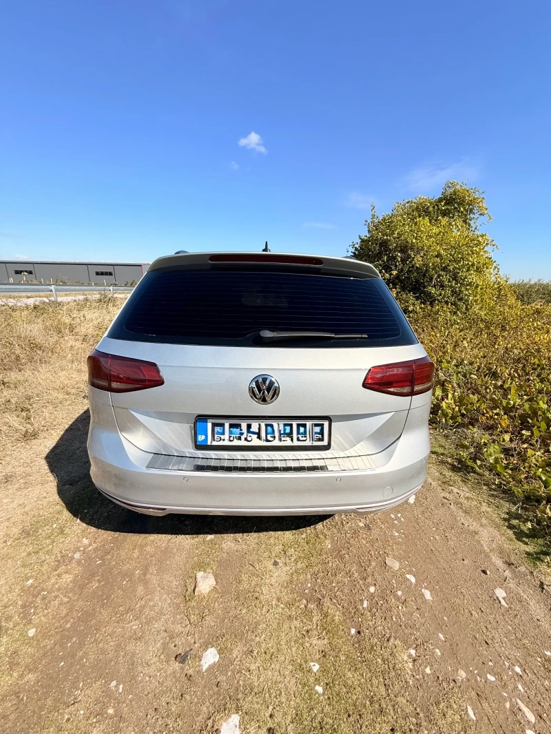 VW Passat B8 1.6TDi Distronic, снимка 5 - Автомобили и джипове - 52498414