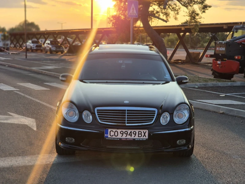 Mercedes-Benz E 500 E500 4MATIC, снимка 15 - Автомобили и джипове - 52346970