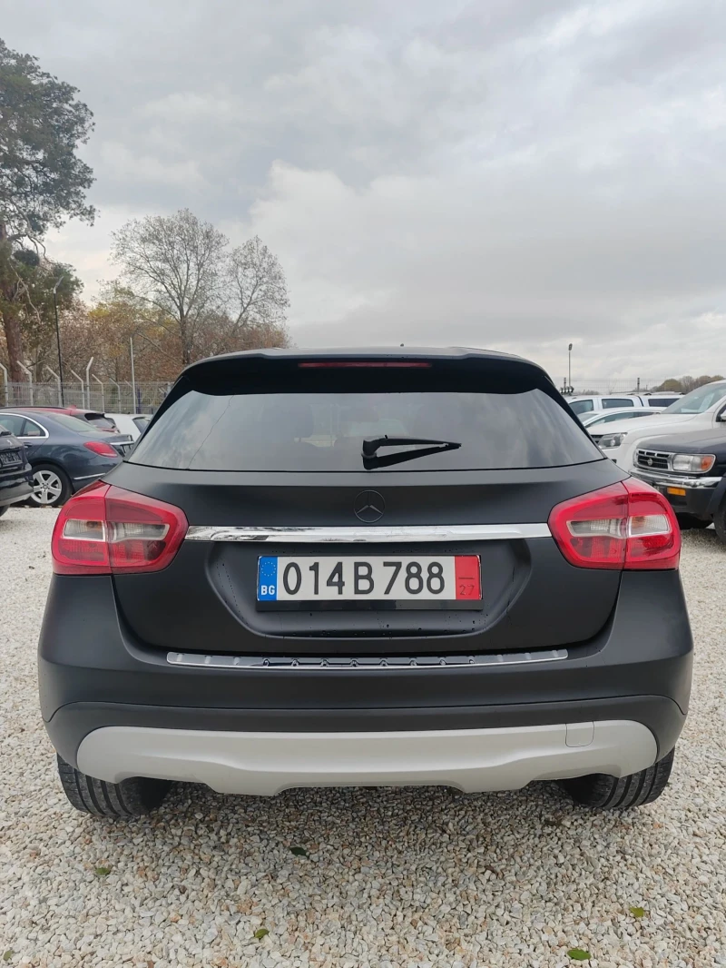 Mercedes-Benz GLA 180 1.5, 109кс., снимка 6 - Автомобили и джипове - 52474607