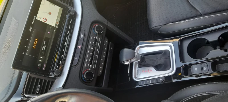 Kia XCeed, снимка 5 - Автомобили и джипове - 53303887