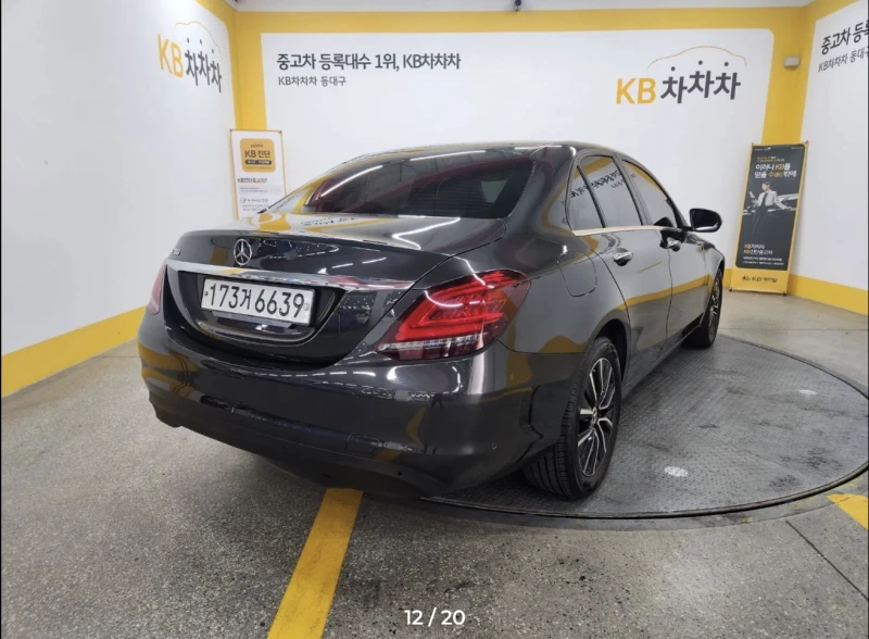 Mercedes-Benz C 200 AMG* PACK* ПОДГРЕВ* КАМЕРА* КЕЙЛЕС* , снимка 2 - Автомобили и джипове - 53361436