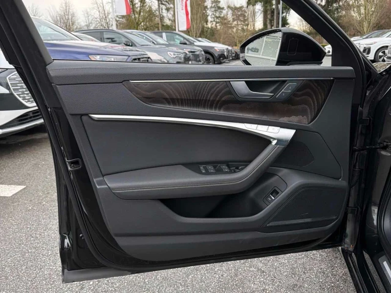 Audi A6 Technik* ДИСТРОНИК* 360* ПРЕДСТАВИТЕЛСТВО НА AUDI, снимка 13 - Автомобили и джипове - 53528808