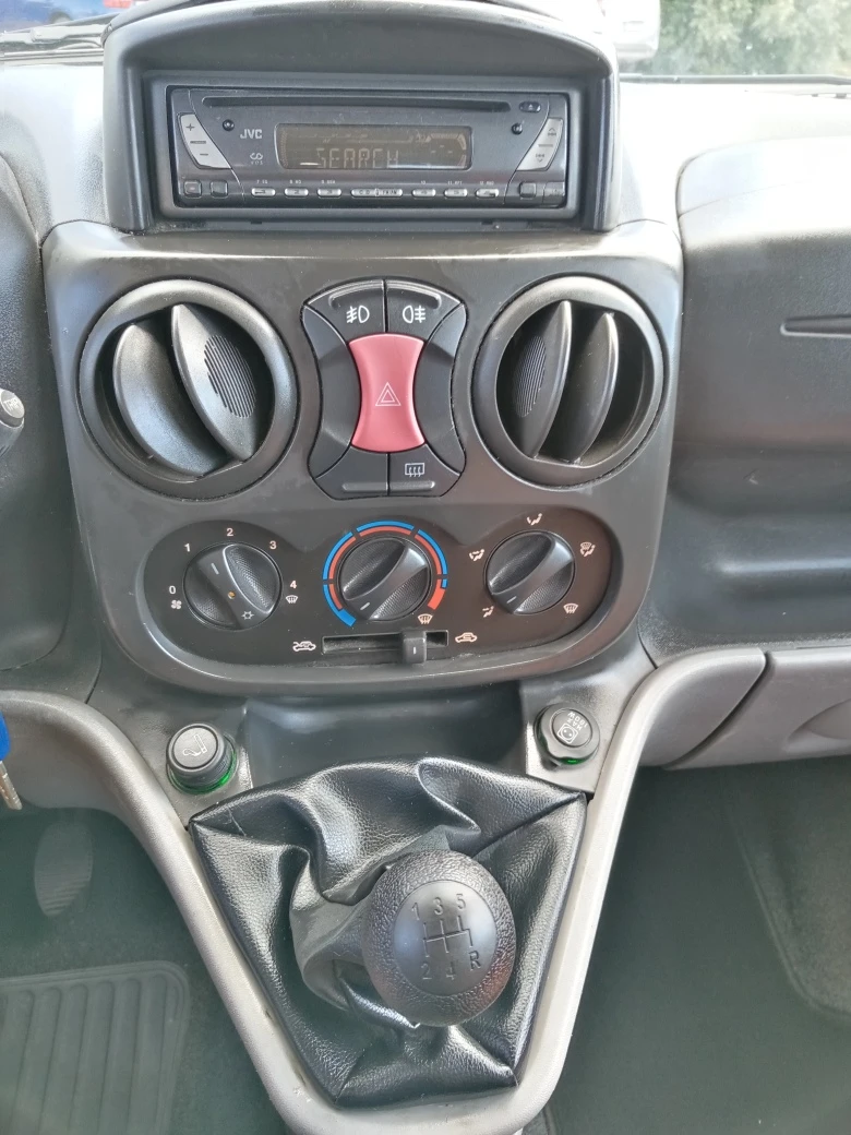 Fiat Doblo 1.4I LIMITED, снимка 17 - Автомобили и джипове - 55190099