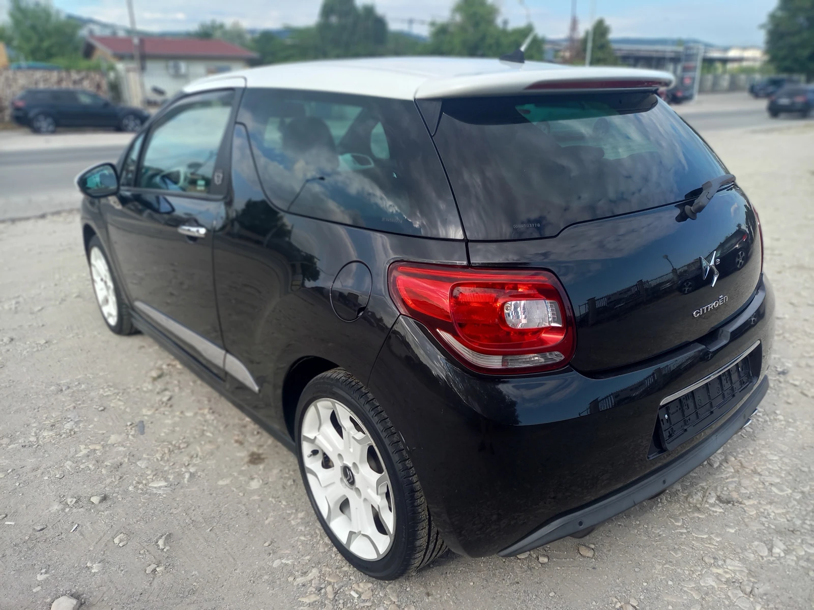 Citroen DS3 1.6i-156kc-КОЖА - изображение 6