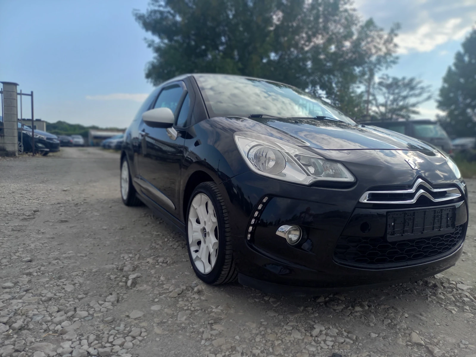 Citroen DS3 1.6i-156kc-КОЖА - изображение 3