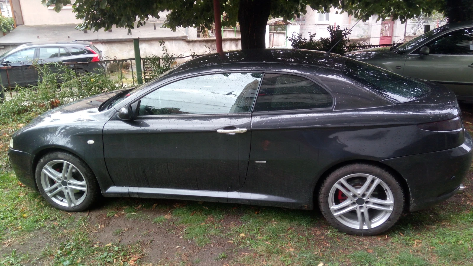 Alfa Romeo Gt 1.9jtd - изображение 9