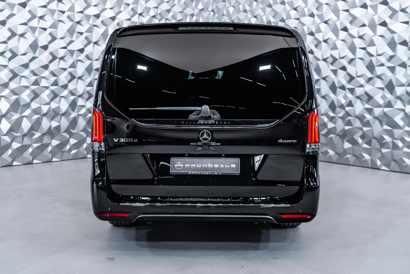 Mercedes-Benz V 300 4M Extra Lang  * Luxury  * Airmatic * Burmester *  - изображение 5