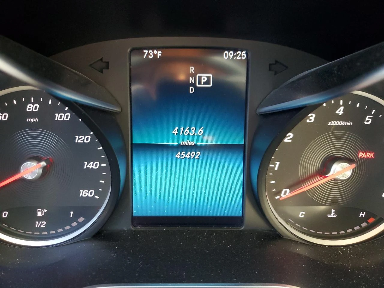 Mercedes-Benz C 300 360* Distronic* Panorama*  - изображение 9