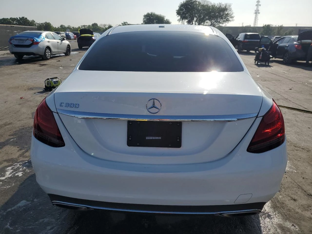 Mercedes-Benz C 300 360* Distronic* Panorama*  - изображение 5
