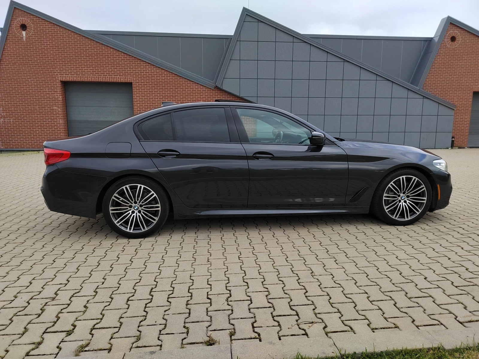 BMW 540 B58TU2 RWD 49000km - изображение 10
