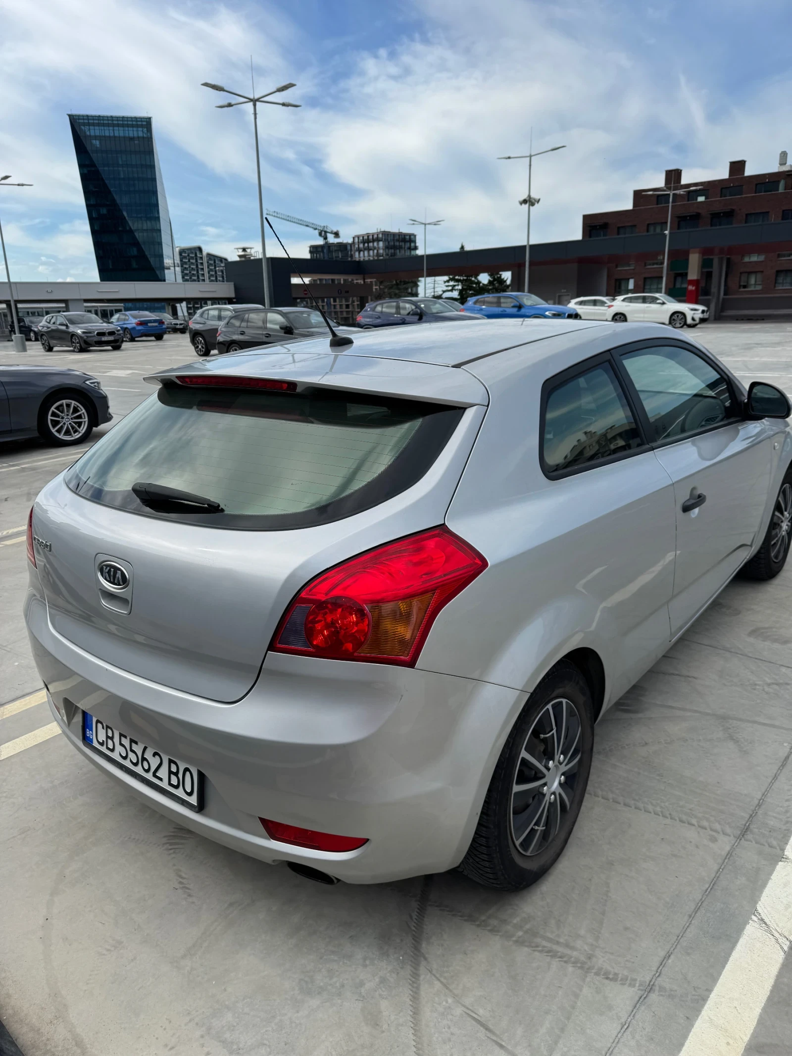 Kia Ceed 1.6 - изображение 6