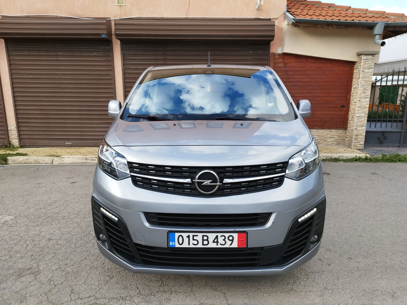 Opel Zafira LIVE Edition, 1.5 HDI, 7+ 1 места, Euro 6D - изображение 2