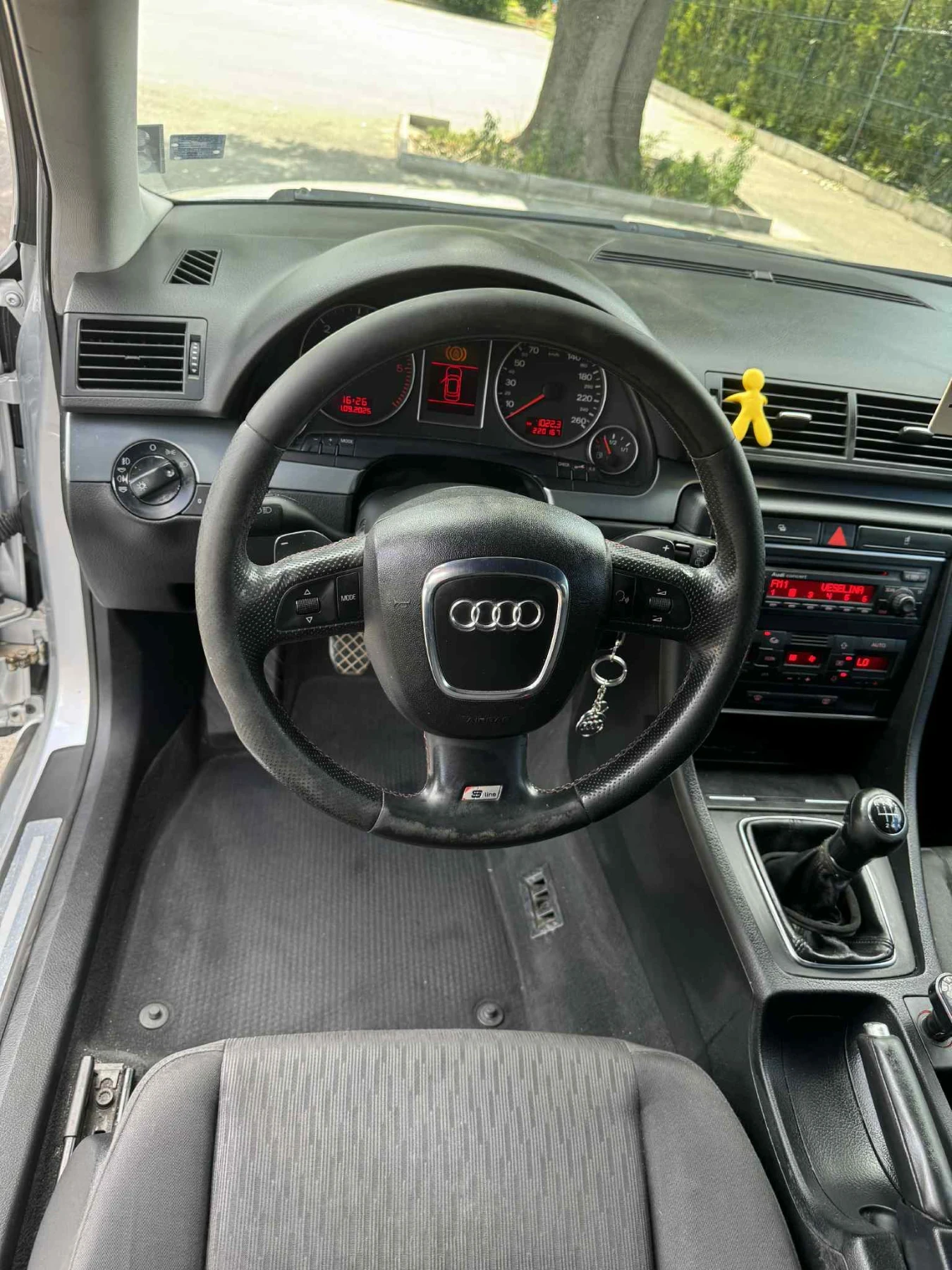 Audi A4 2.0 TDI - изображение 5