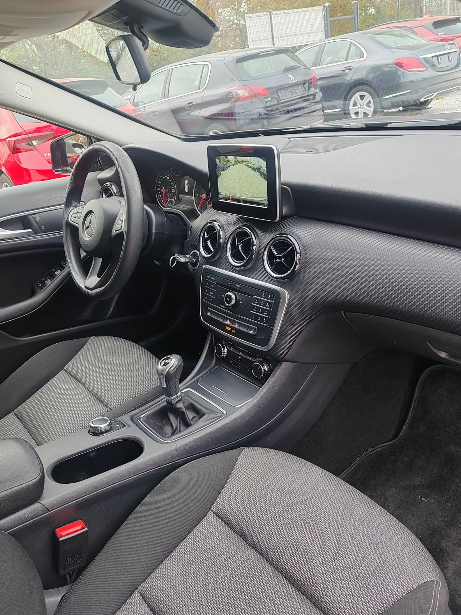 Mercedes-Benz GLA 180 1.5, 109. | Mobile.bg   12